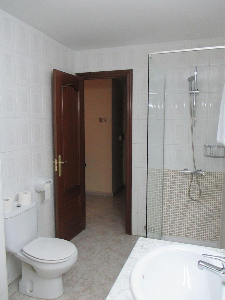 Hotel Perales Талавера-де-ла-Рейна Экстерьер фото